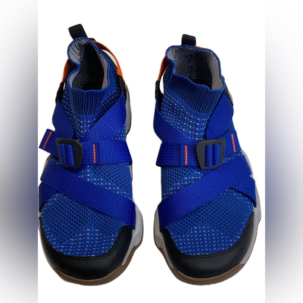 CHACO MEN'S Z/RONIN CASUAL SHOES - ROYAL  SZ11 EXCELLENT Condition.